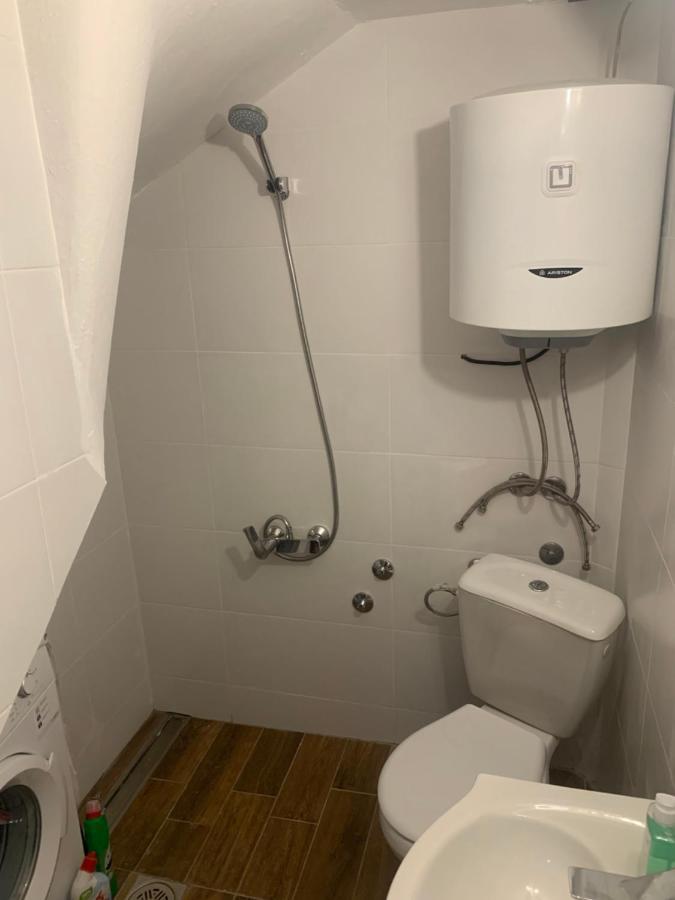 Mika'S Poolhouse Villa Beograd Bagian luar foto